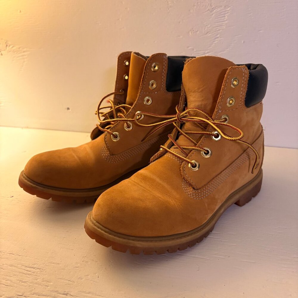 Timberland size 8 NARROW Tan Lace Up Boots for Women - Picture 2 of 5